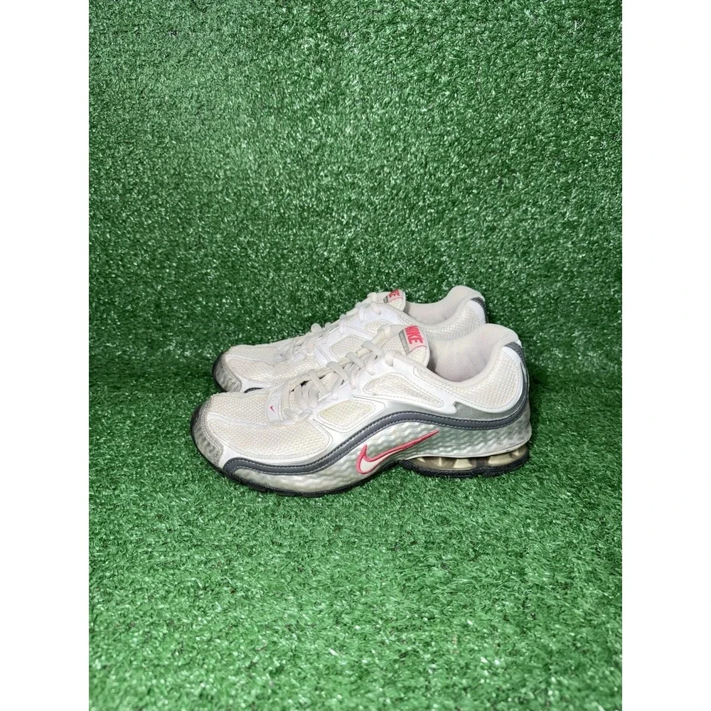 Nike Reax Run 5 Womens Size 7.5 White Silver Pink Running Walking Shoes Sneakers